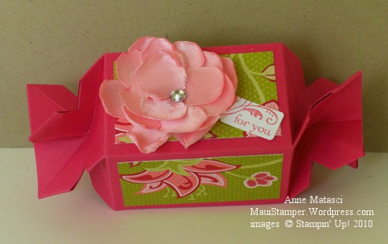 Sneak Peak Sizzix Bigz Treat Holder in Mambo